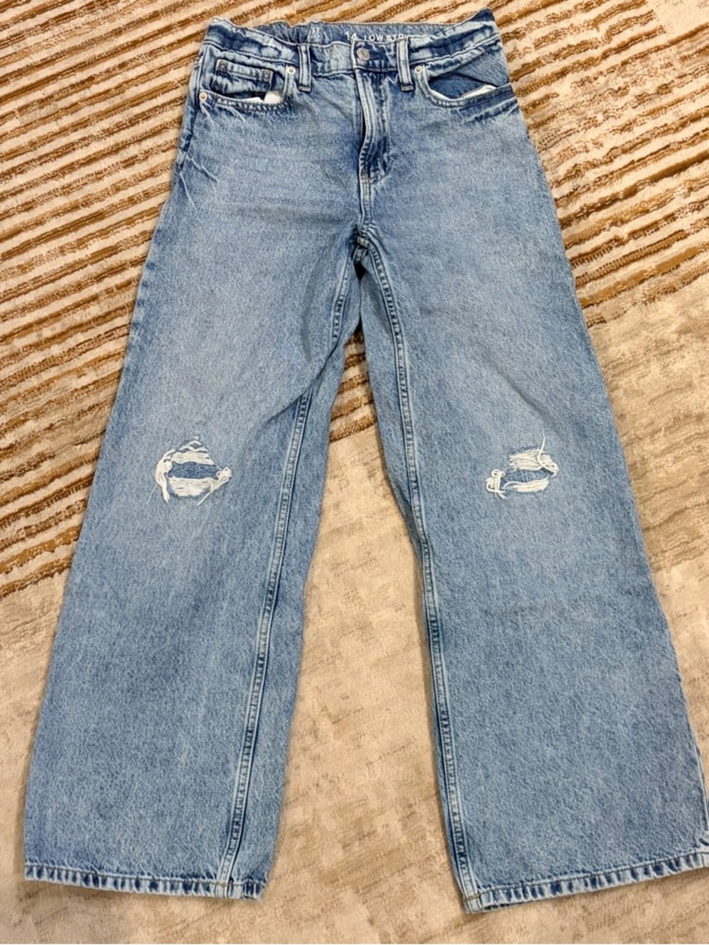 Girls GAP Light Blue Distressed Relaxed Low Stride Jeans